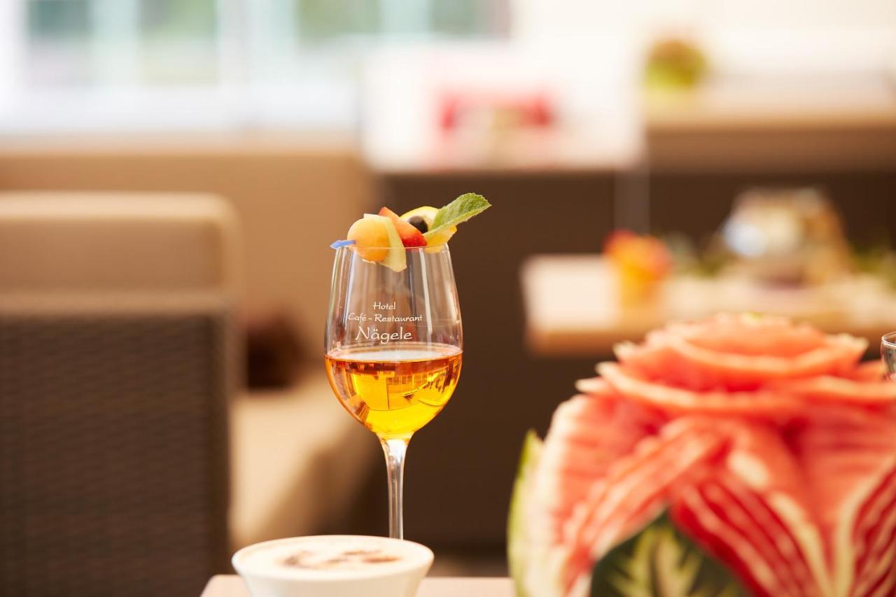 Wander- & Wellnesshotel Naegele โฮเคนชวันด์ ภายนอก รูปภาพ